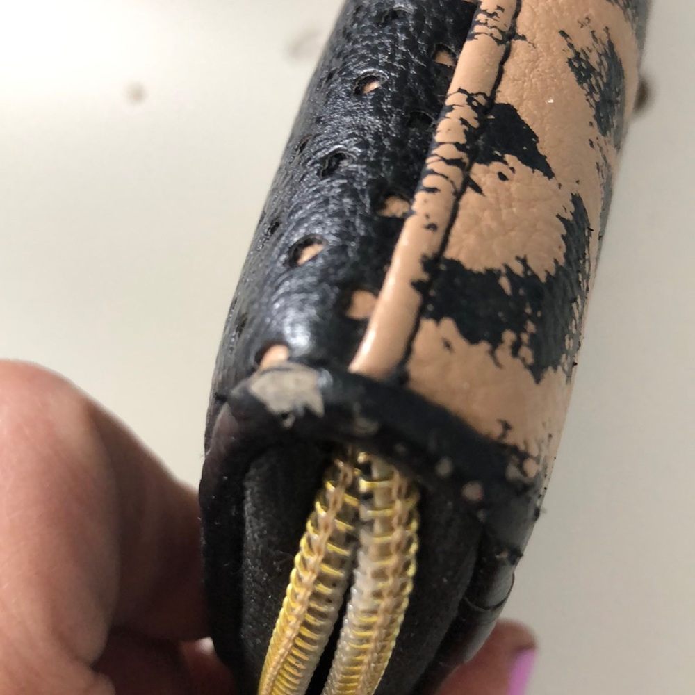 Betsy Johnson leopard clutch/wallet - Picture 8 of 8